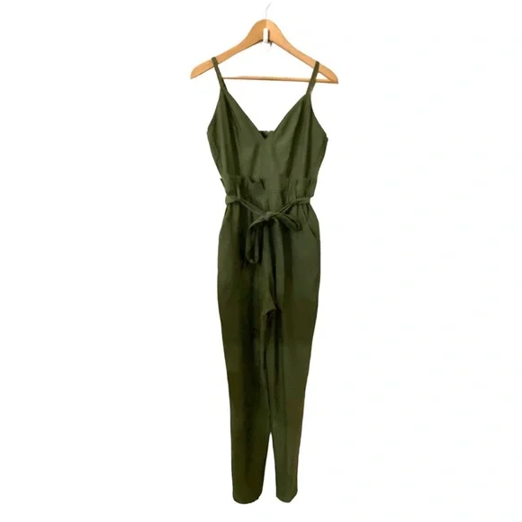 [Windsor] NWOT V-Neck Paper Bag Jumpsuit - Picture 6 of 6